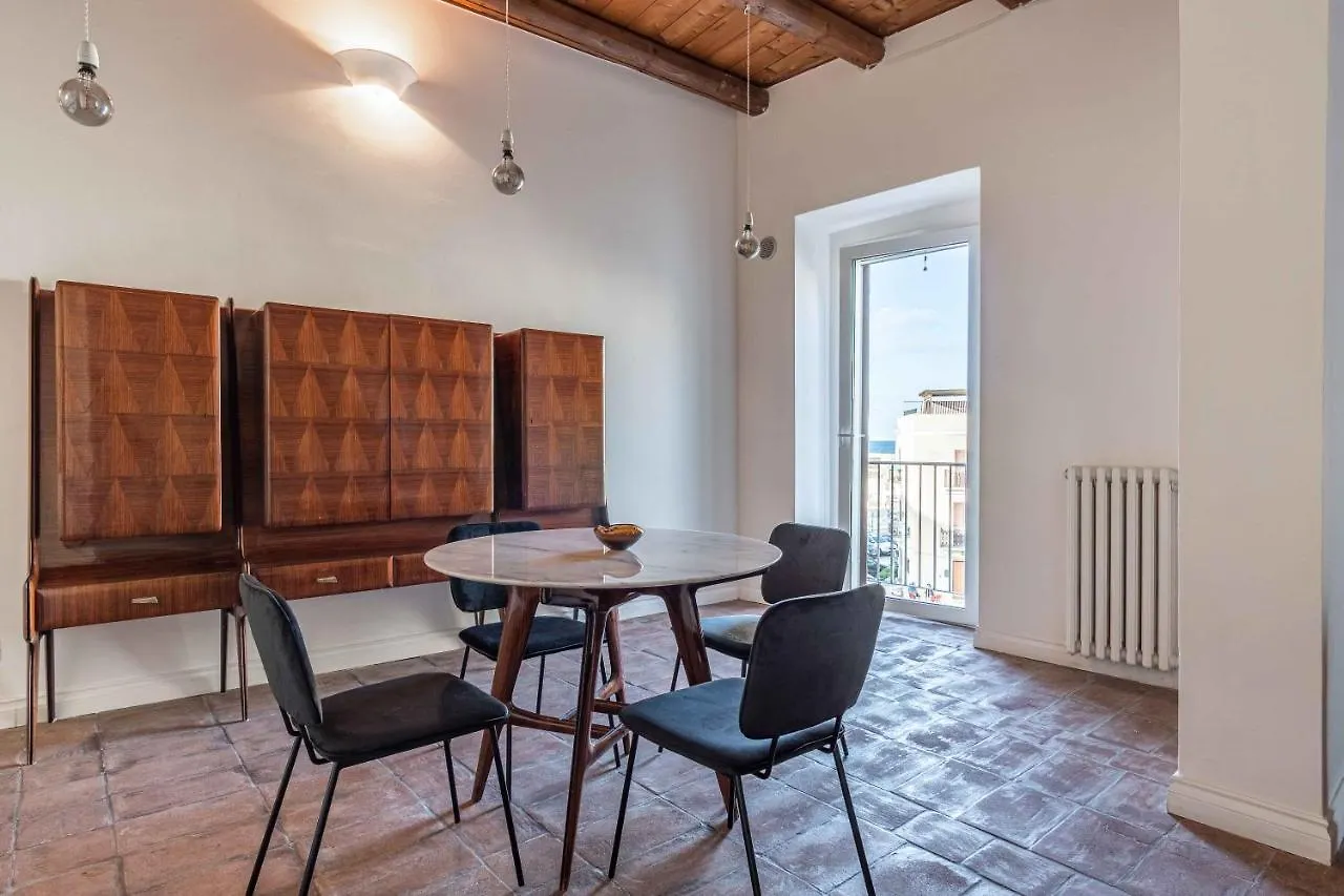 San Pietro House Apartment Bari 0*,